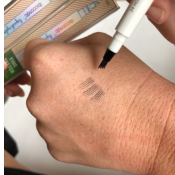 Microblading Eyebrow 3D Pen Holiday Sale 25% Off - Picture 4 of 8